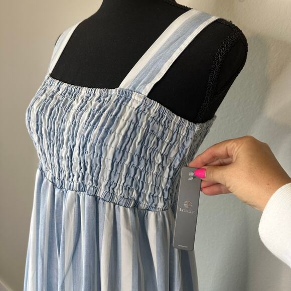 NWT Tractr Blue & White Striped Tencel Jumpsuit – Size 10 - Picture 3 of 11